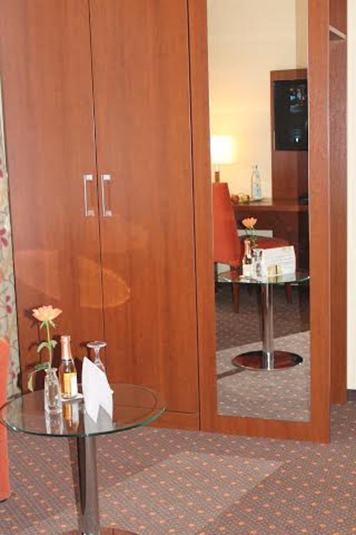 Stadt-Gut-Hotel Gasthof Goldener Adler Schwäbisch Hall Екстериор снимка