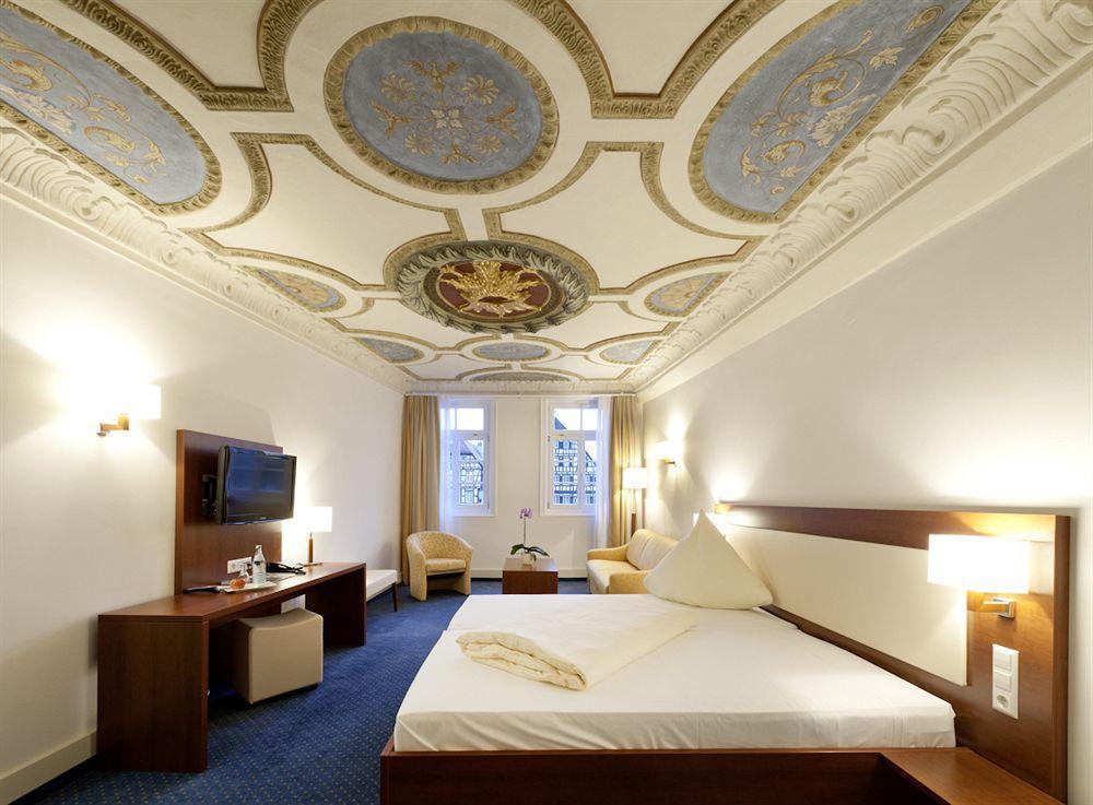 Stadt-Gut-Hotel Gasthof Goldener Adler Schwäbisch Hall Екстериор снимка