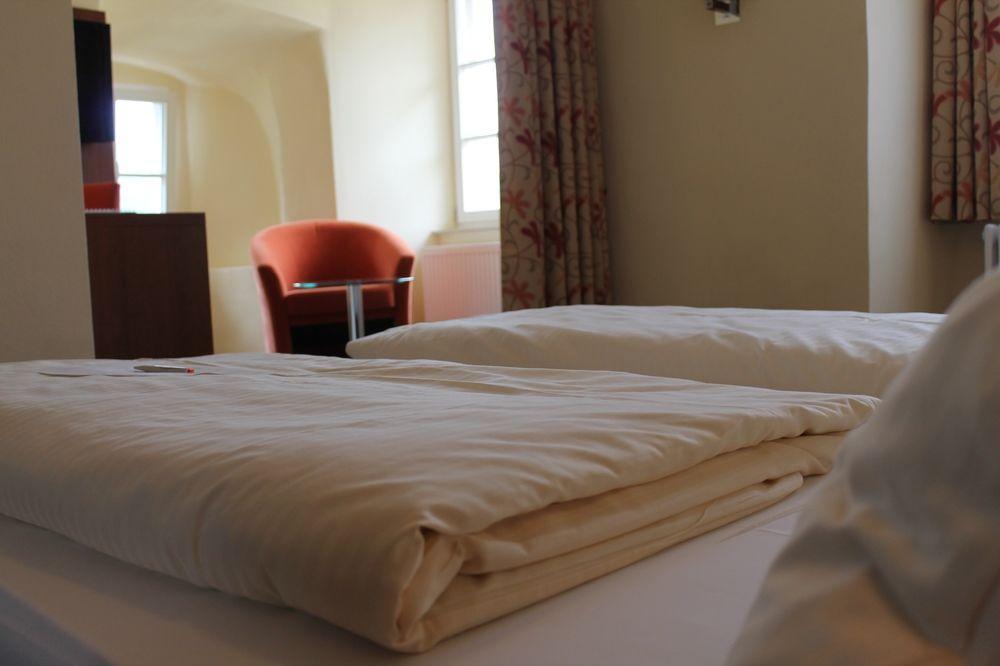Stadt-Gut-Hotel Gasthof Goldener Adler Schwäbisch Hall Екстериор снимка