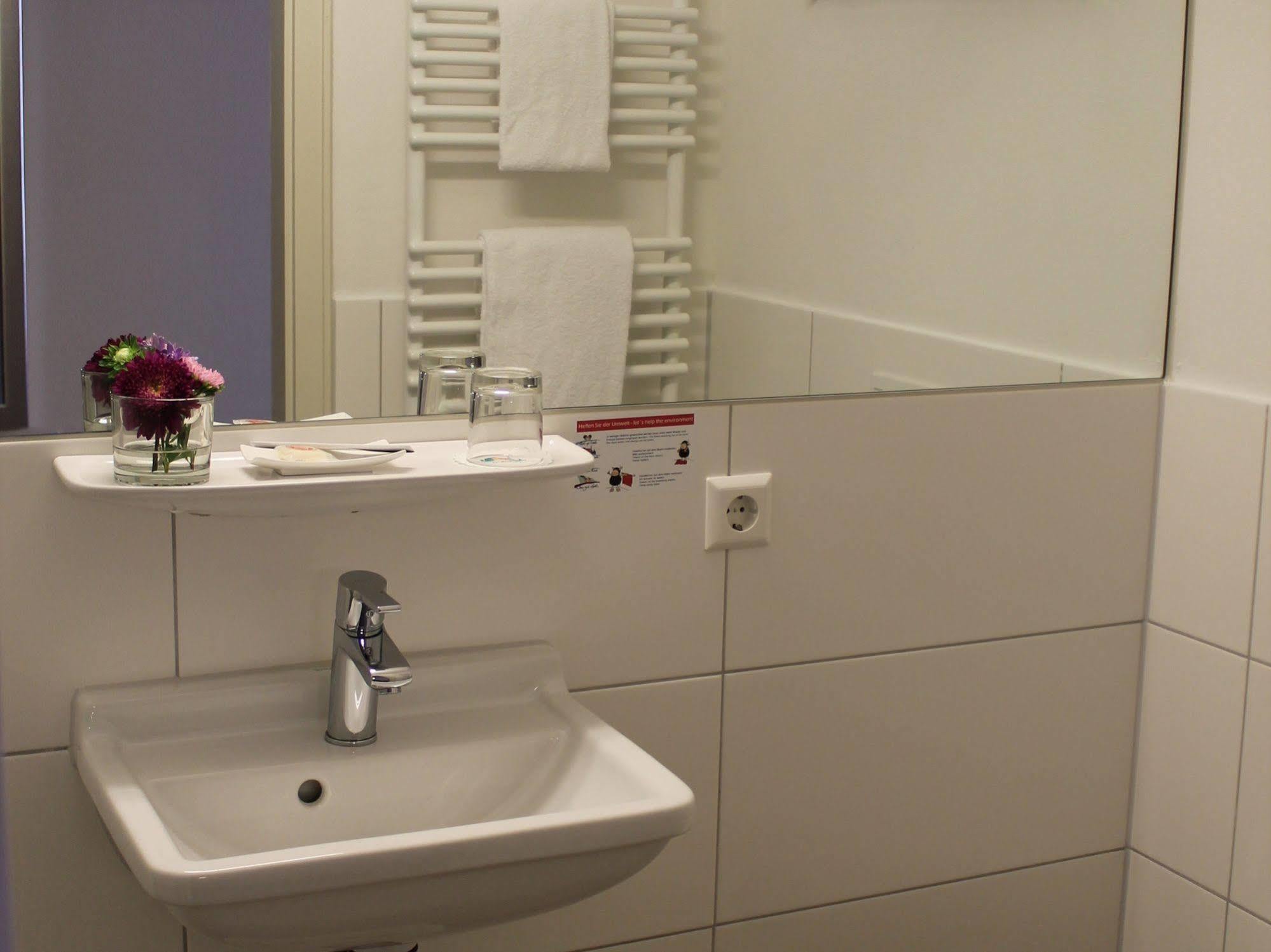 Stadt-Gut-Hotel Gasthof Goldener Adler Schwäbisch Hall Екстериор снимка