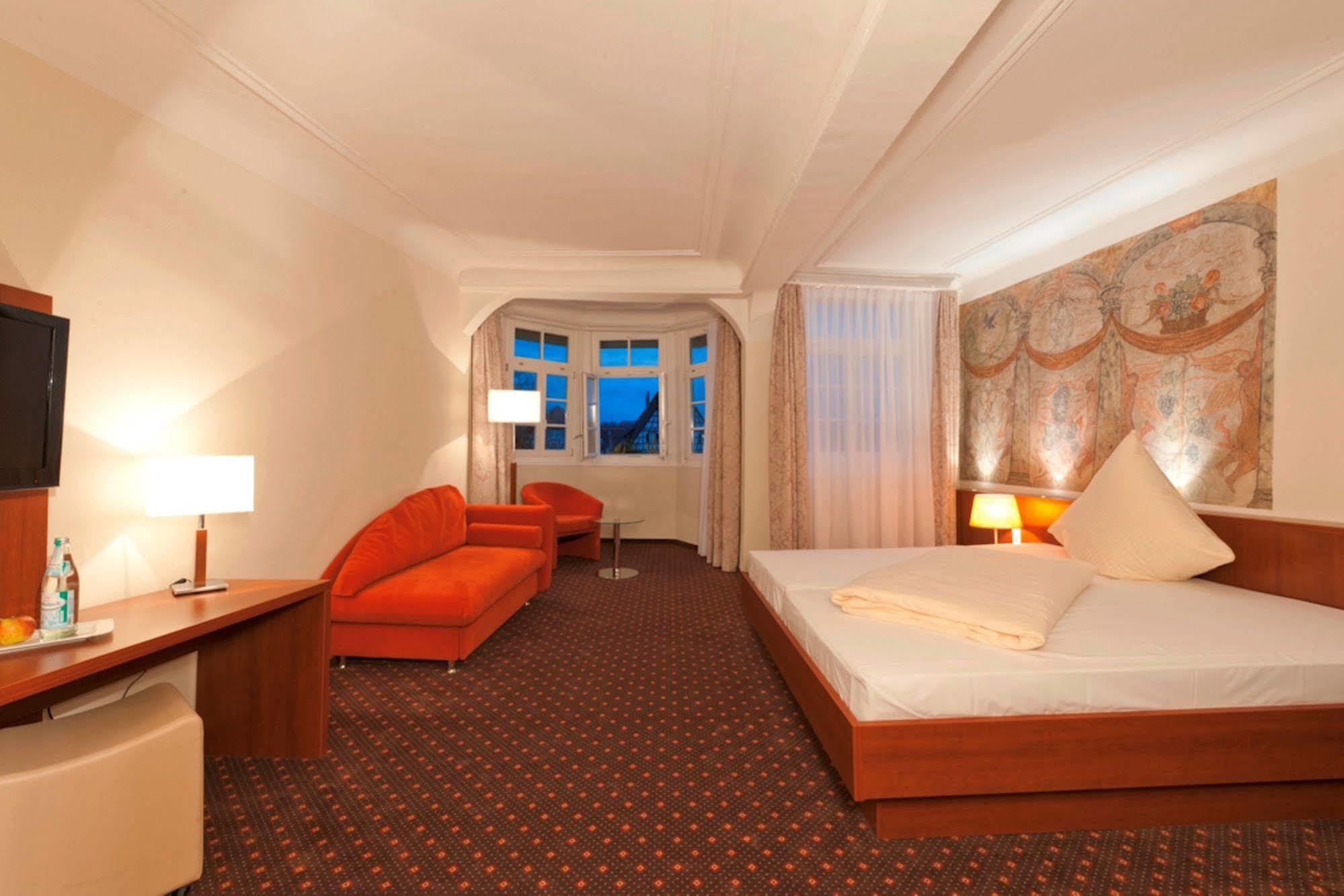 Stadt-Gut-Hotel Gasthof Goldener Adler Schwäbisch Hall Екстериор снимка