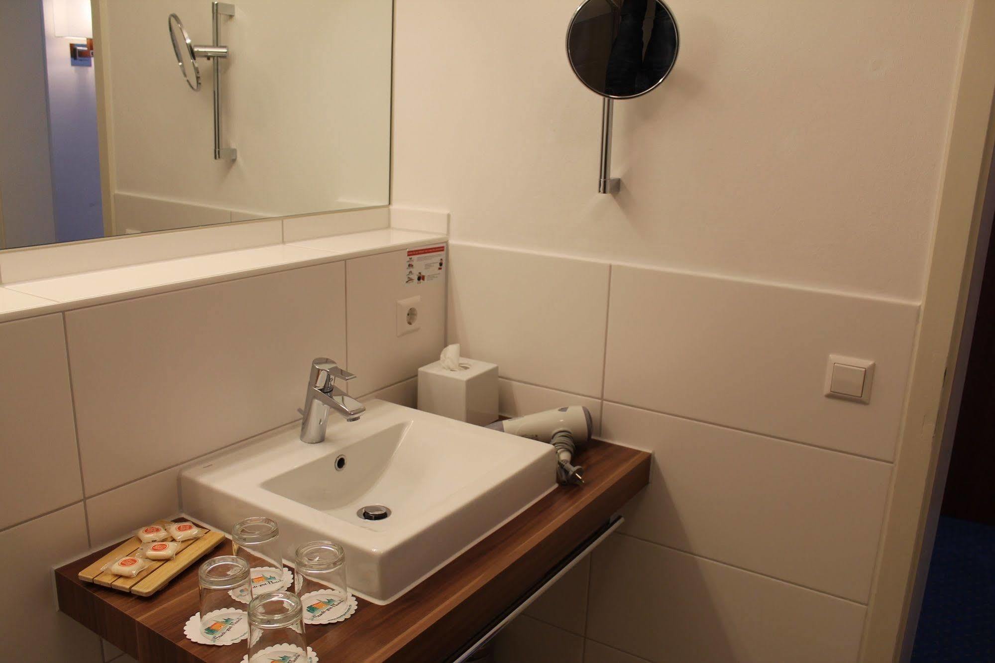 Stadt-Gut-Hotel Gasthof Goldener Adler Schwäbisch Hall Екстериор снимка