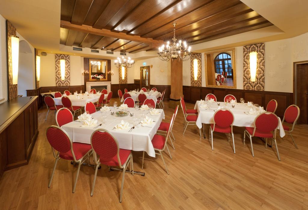 Stadt-Gut-Hotel Gasthof Goldener Adler Schwäbisch Hall Екстериор снимка
